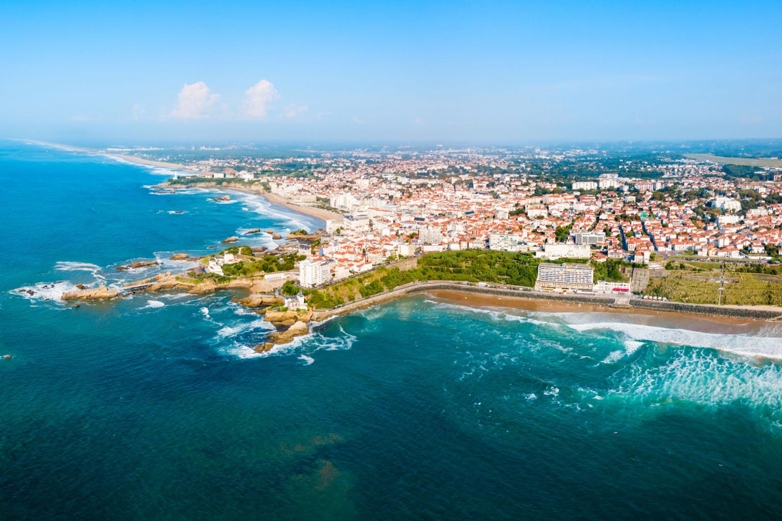 Vue de Biarritz pour une page locale de traduction technique